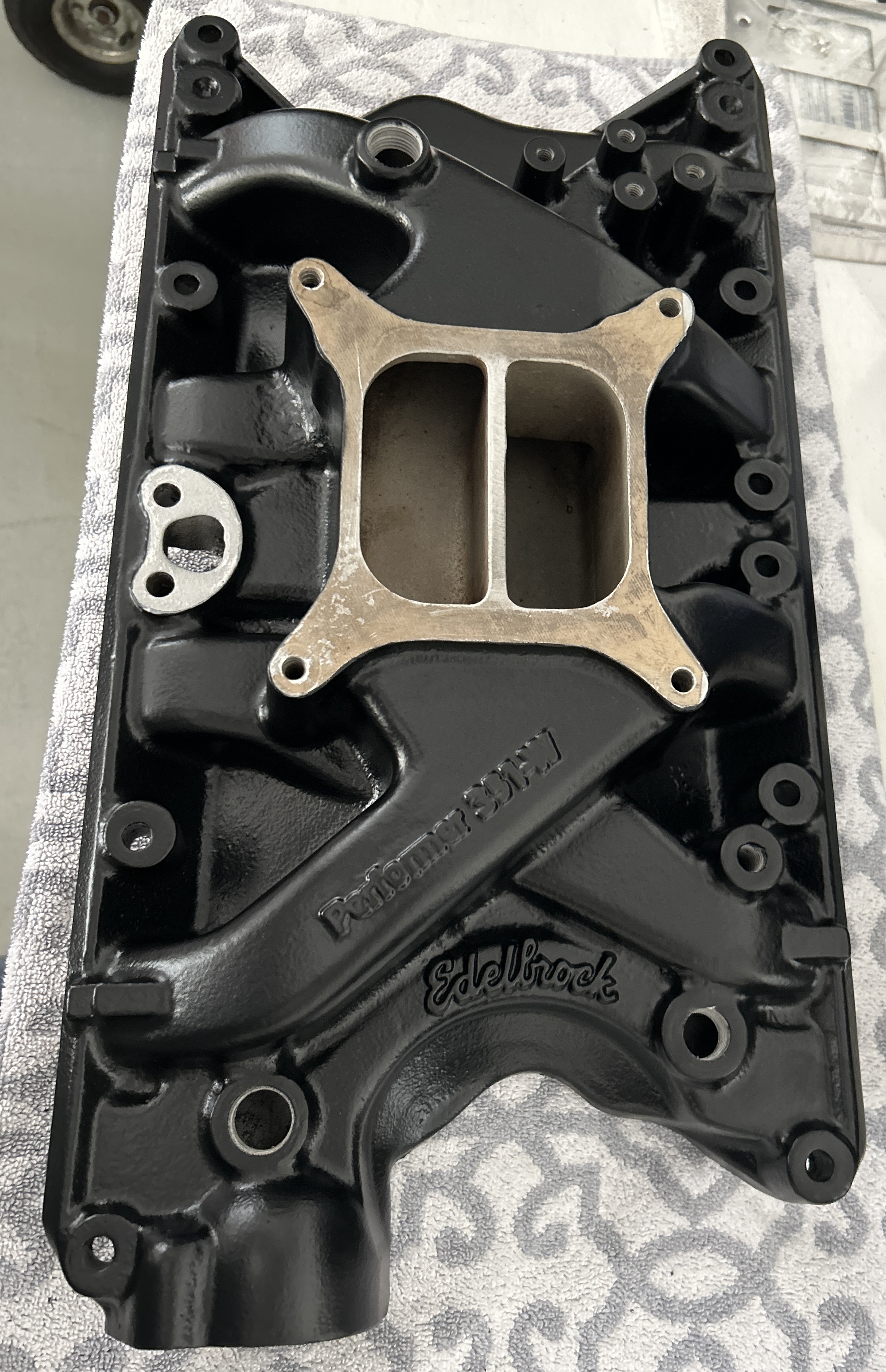 Intake Powder 351w Intake Manifold | Prismatic Powders
