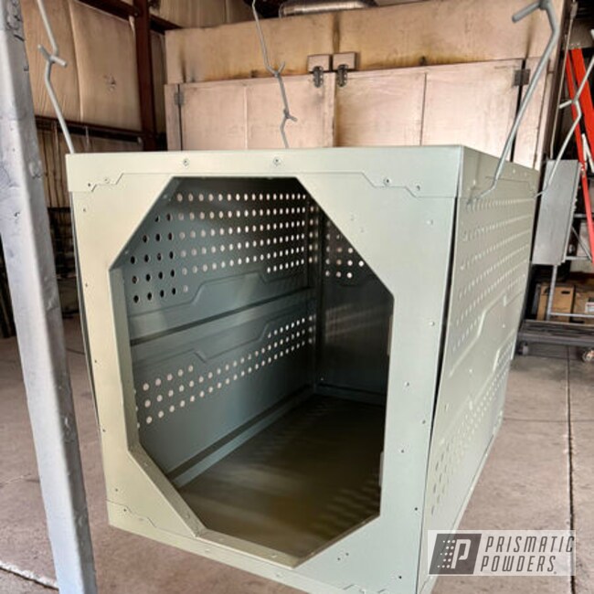 Prairie Green And Charcoal Grey Dog Kennel