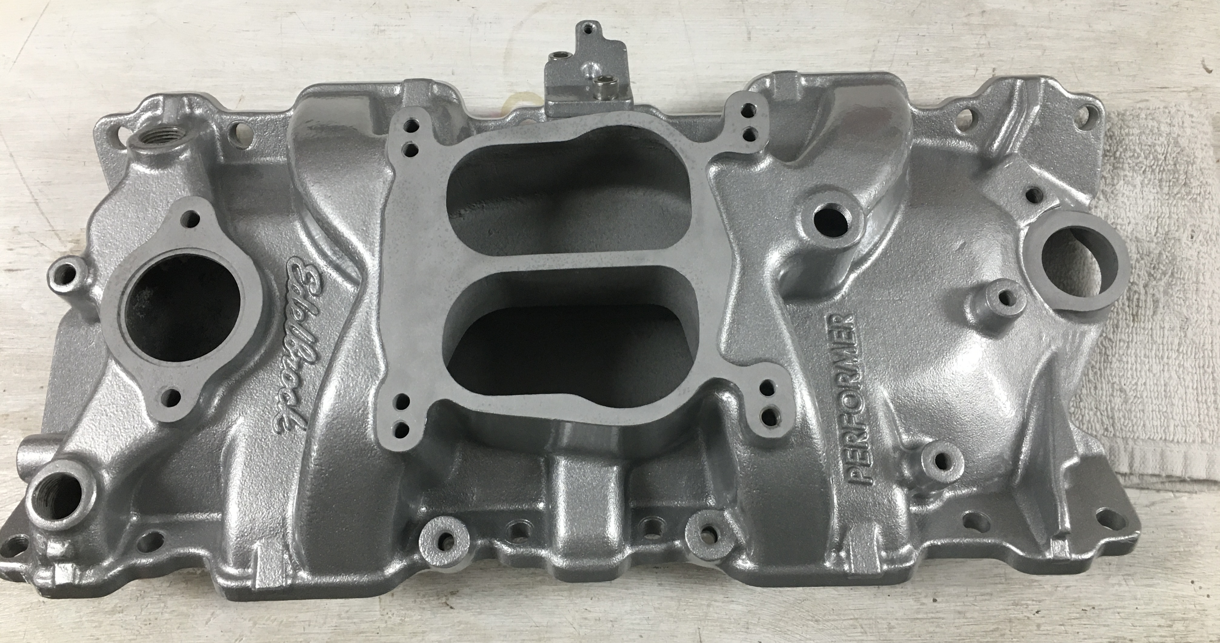Intake Powder Chevrolet 350 Intake Manifold | Prismatic Powders