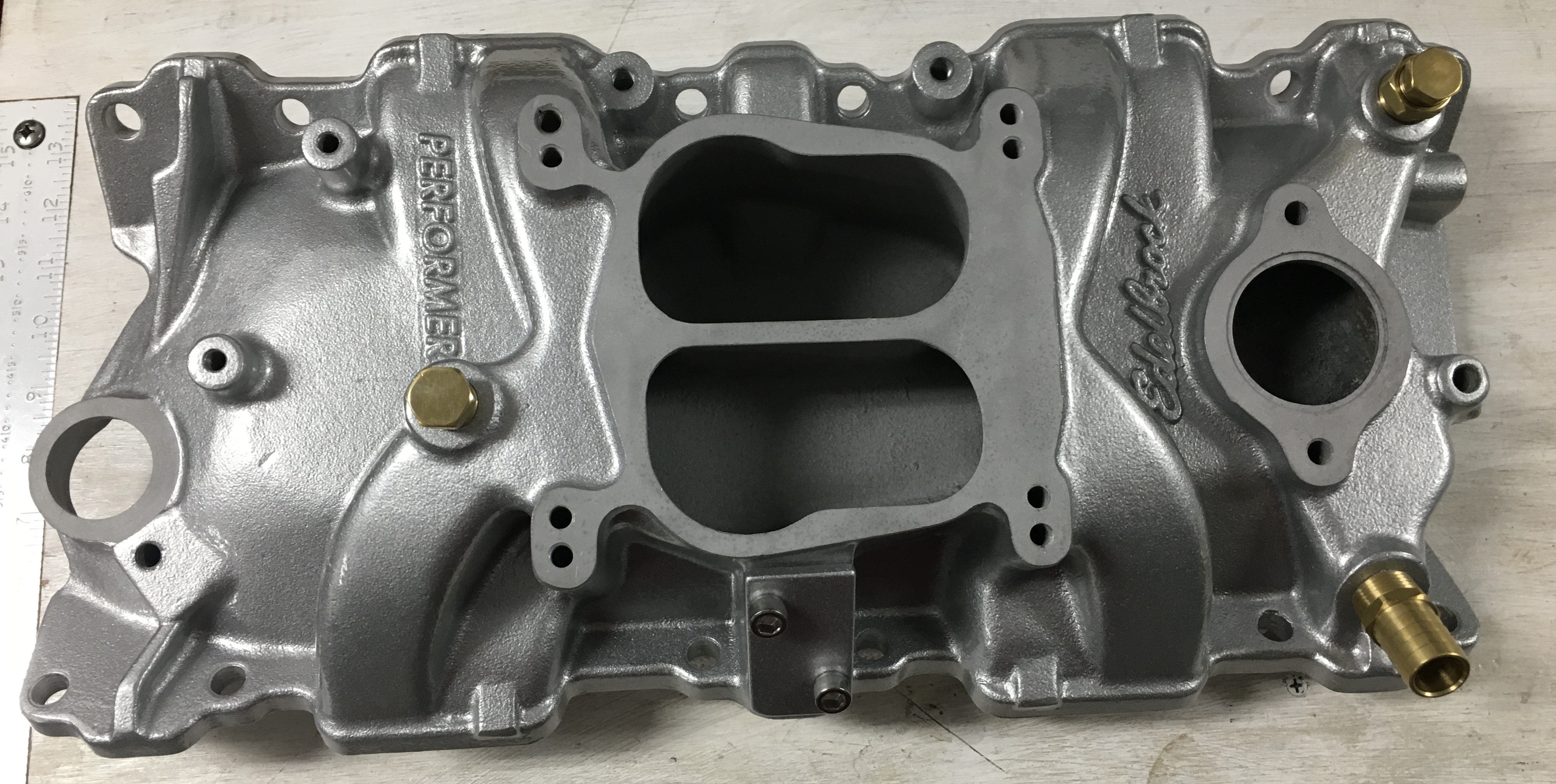 Intake Powder Chevrolet 350 Intake Manifold | Prismatic Powders
