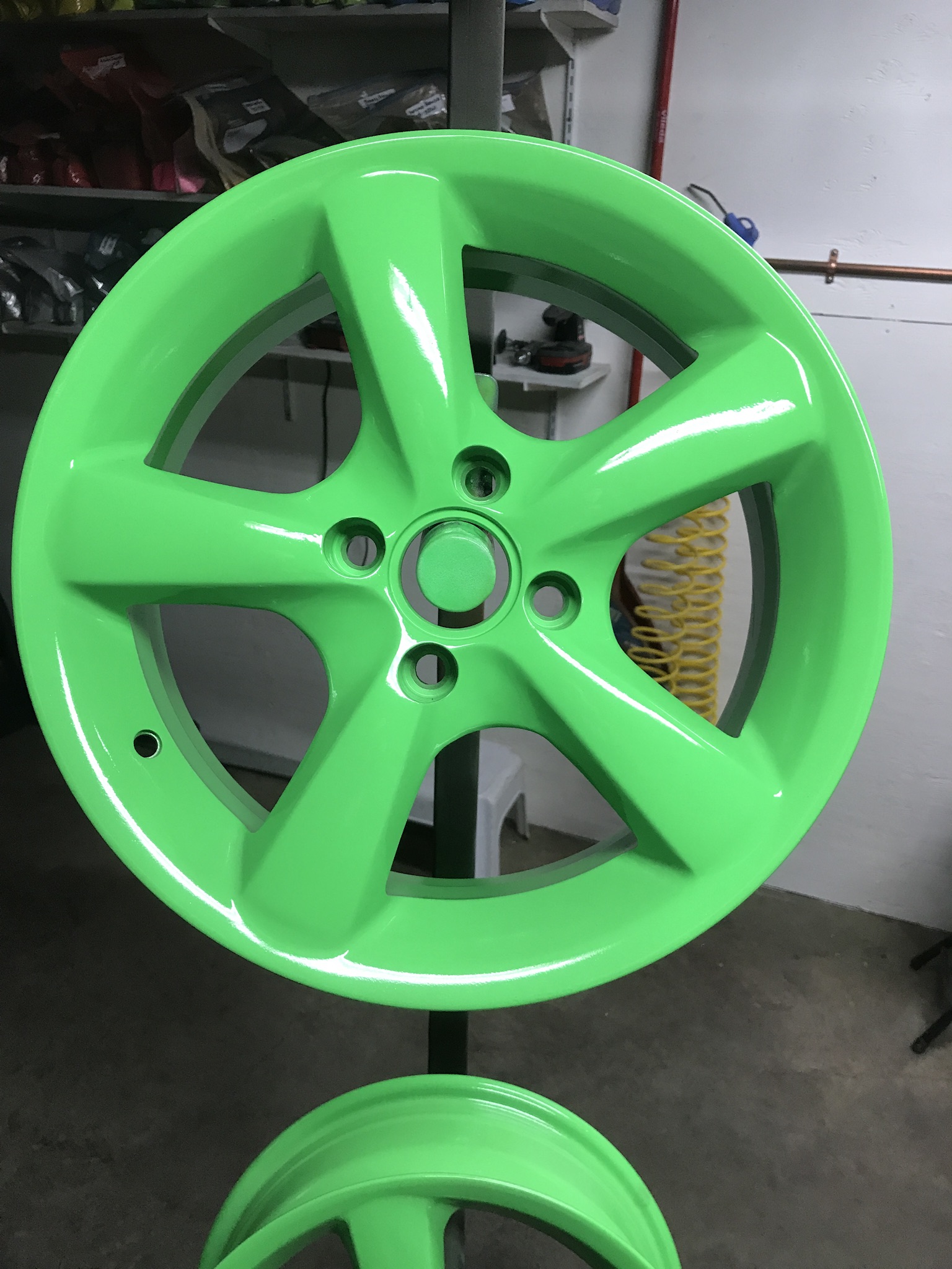 Aftermarket Rocket Wheels in Neon Green | Prismatic Powders