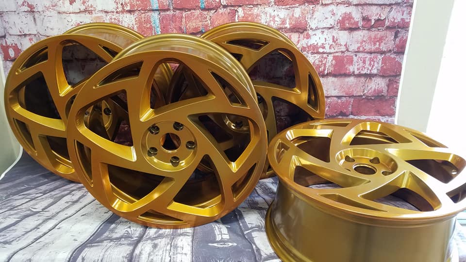 Wheels done in Transparent Gold over Super Chrome | Prismatic Powders