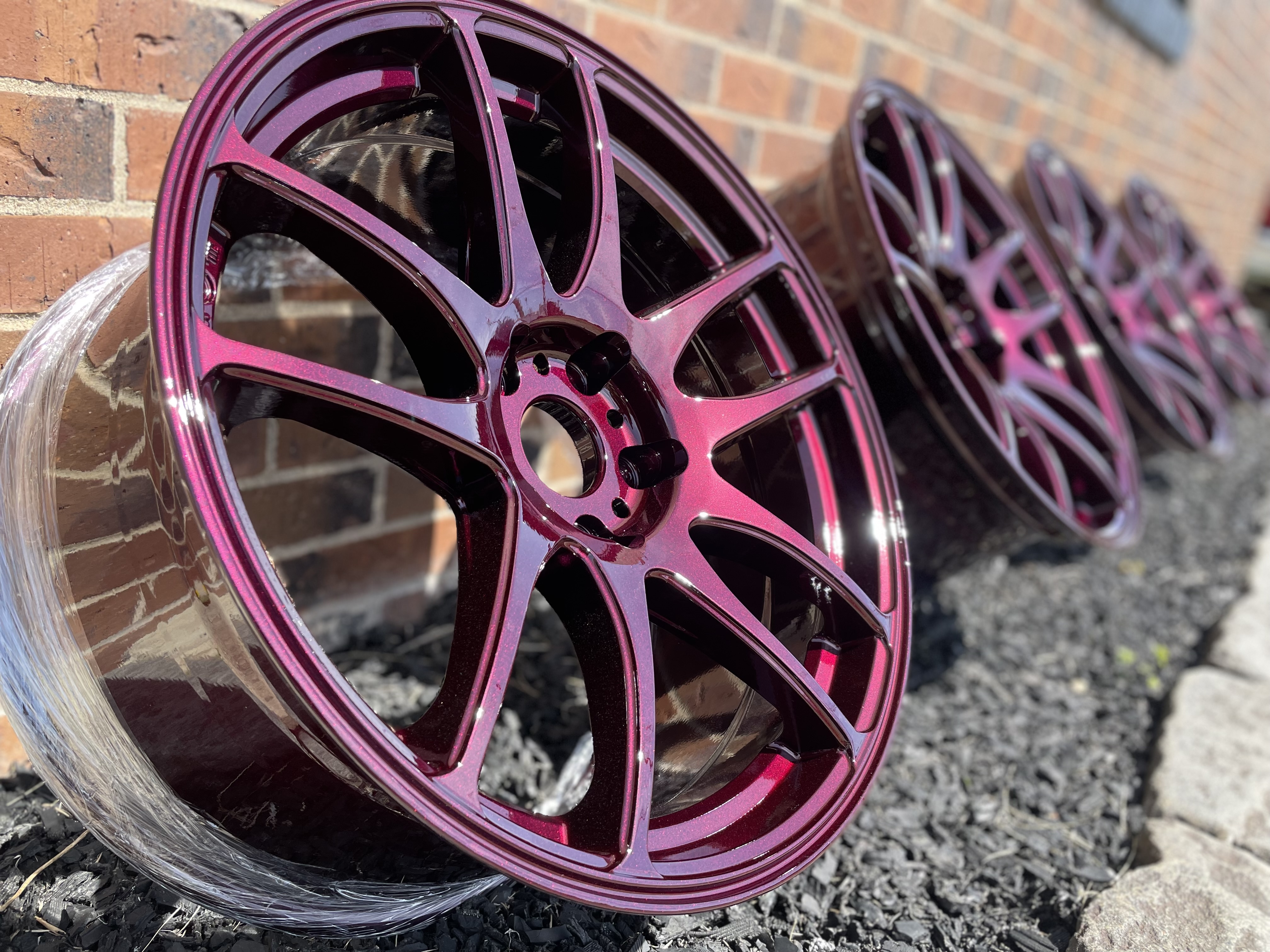 Rims coated in Illusion Red Velvet | Prismatic Powders