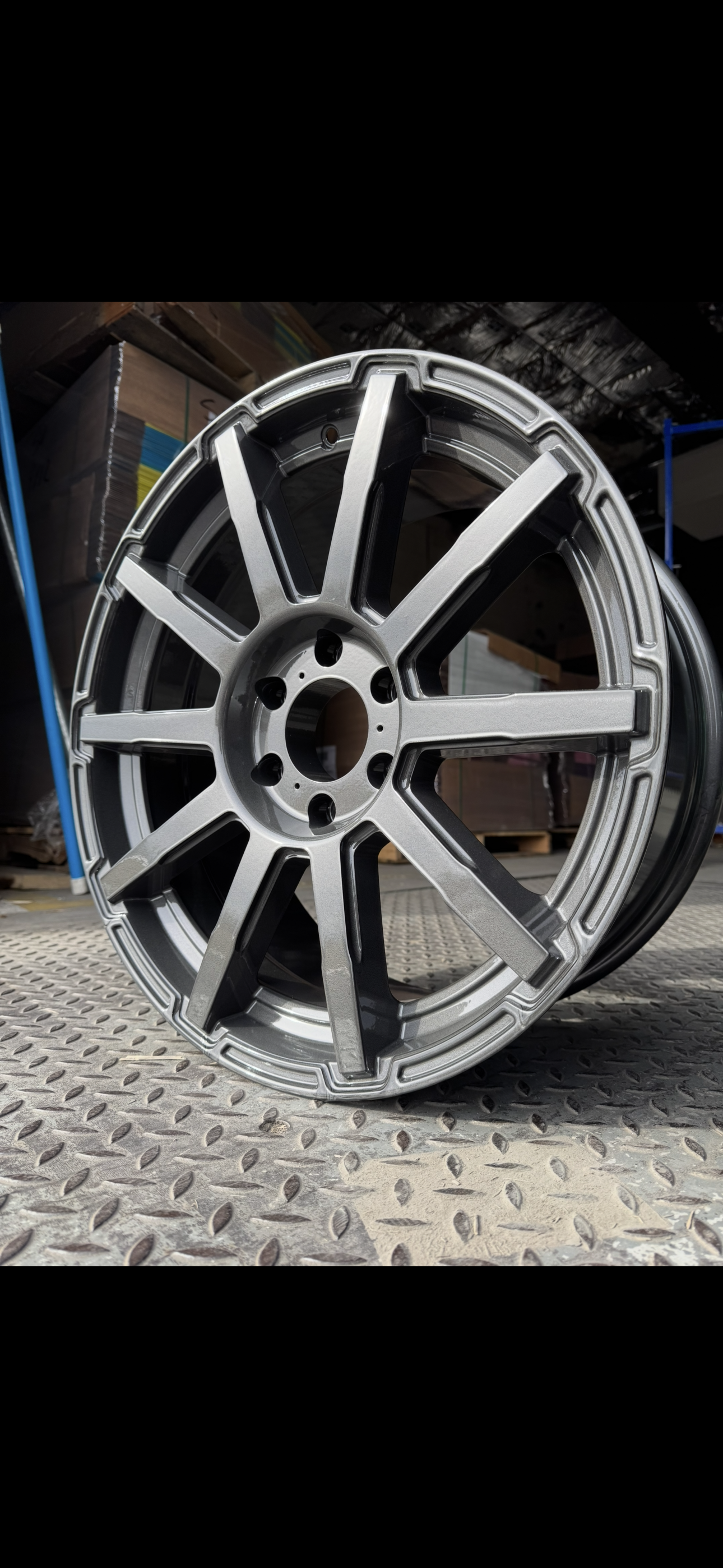 Chrome Grey Rims Hyper Gray Wheels | Prismatic Powders