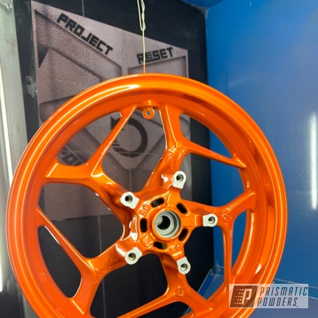 Motorcycle Wheels Powder Coated In Pms-4620 And Pps-2974