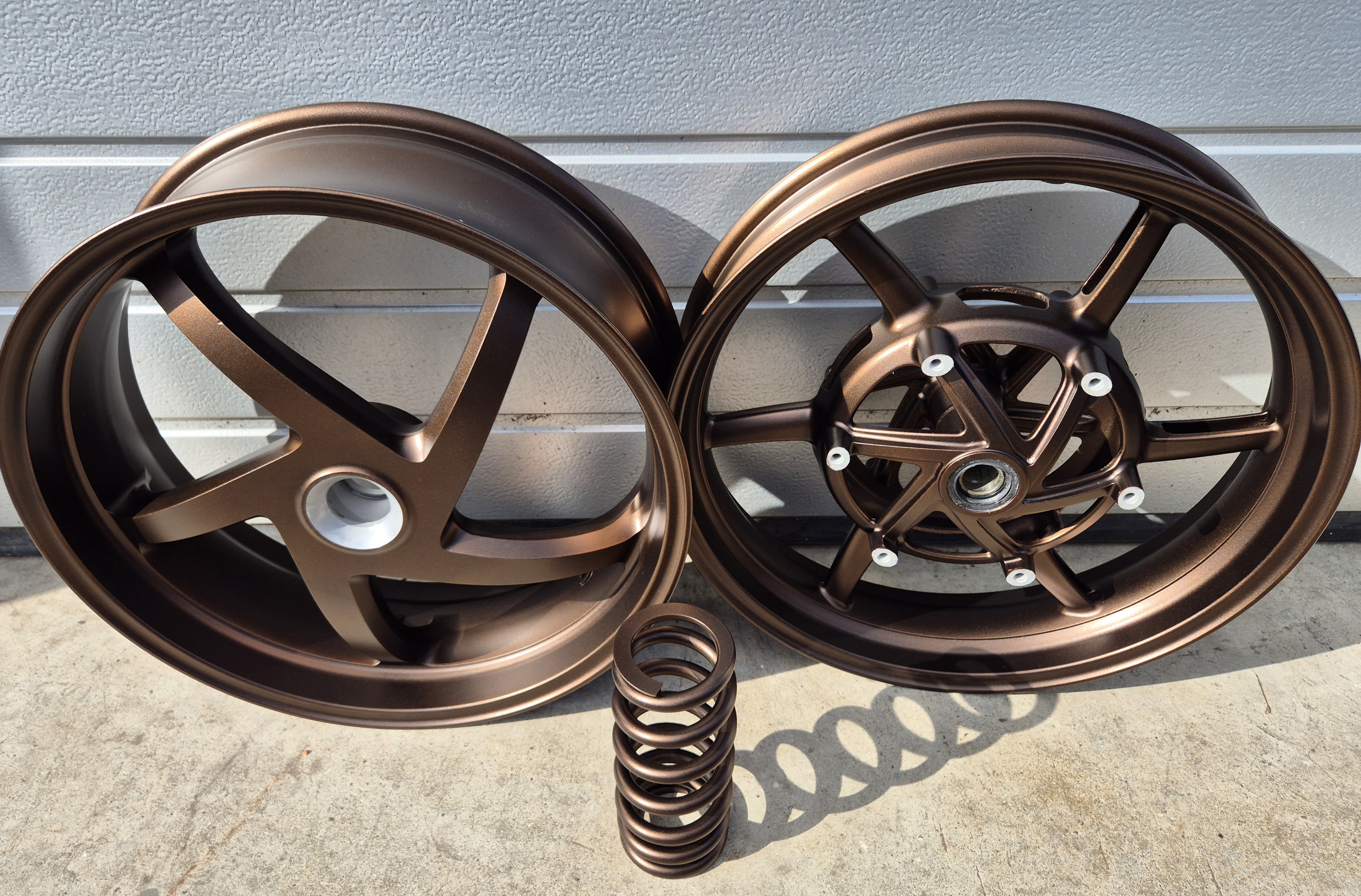 Ducati Wheels featuring Matte Clear and Whiskey Bronze | Prismatic Powders