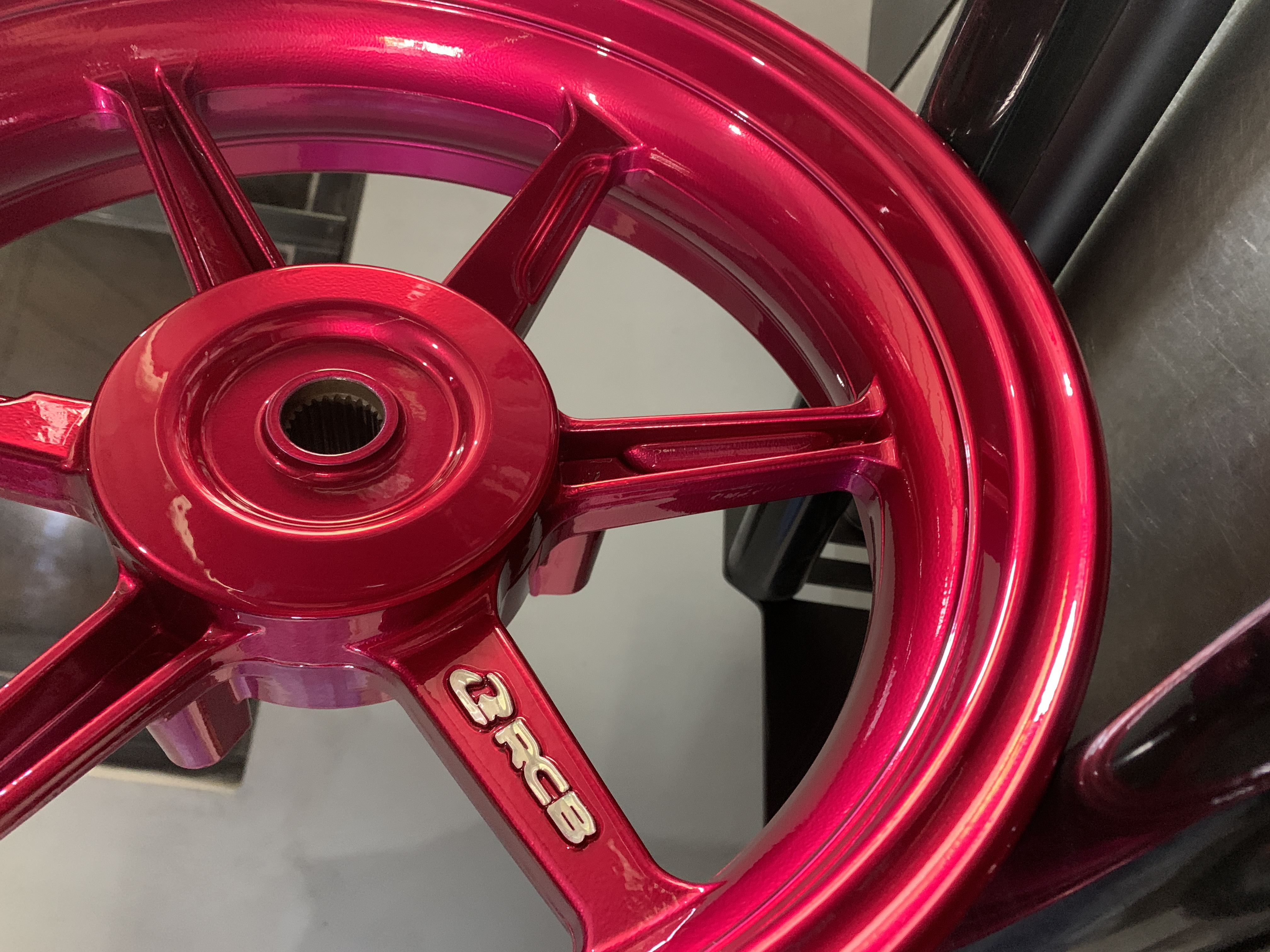 Custom Moto Wheels coated with a Clear Vision and Illusion Pink Finish ...