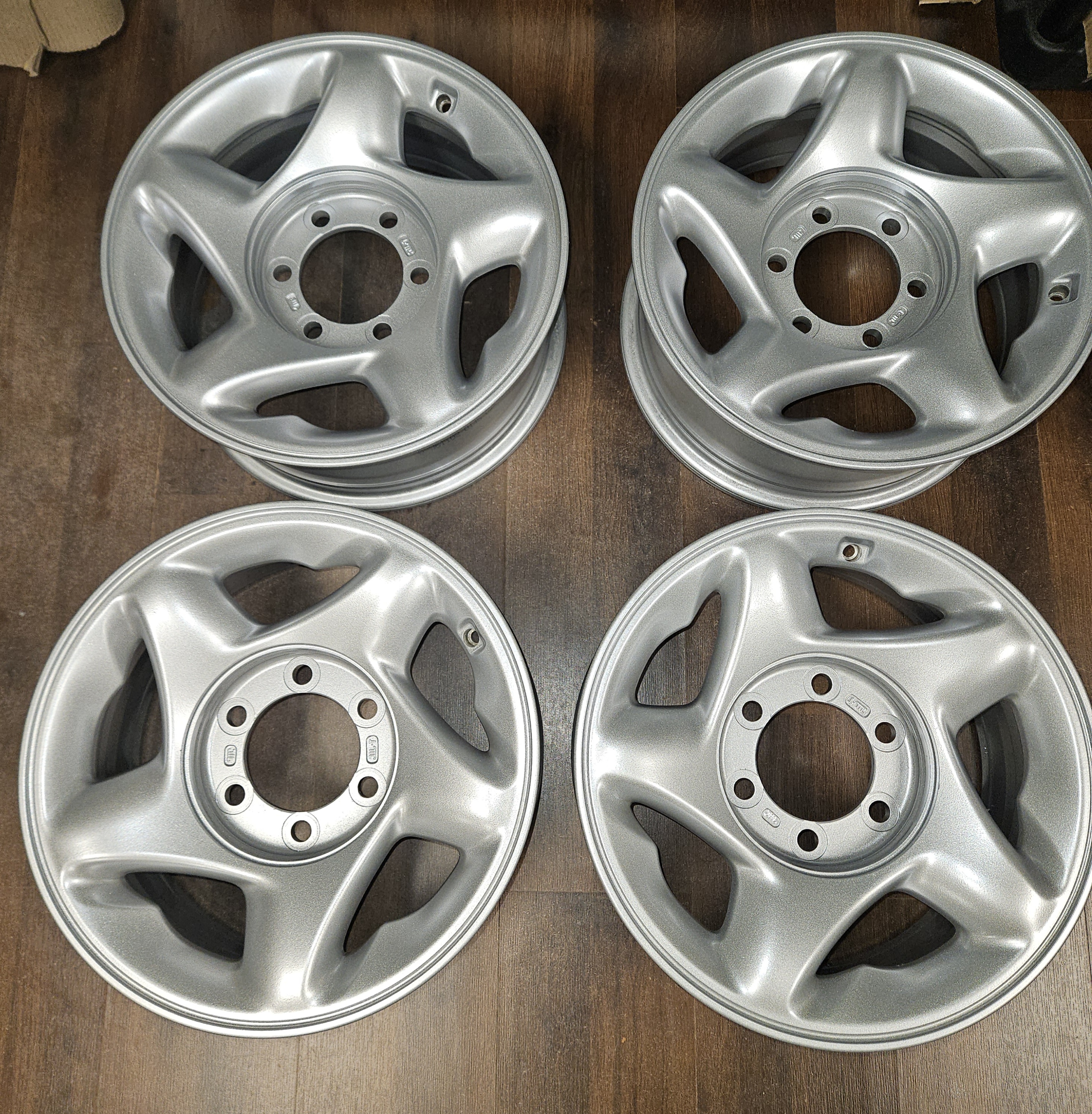 TOYOTA WHEELS | Prismatic Powders