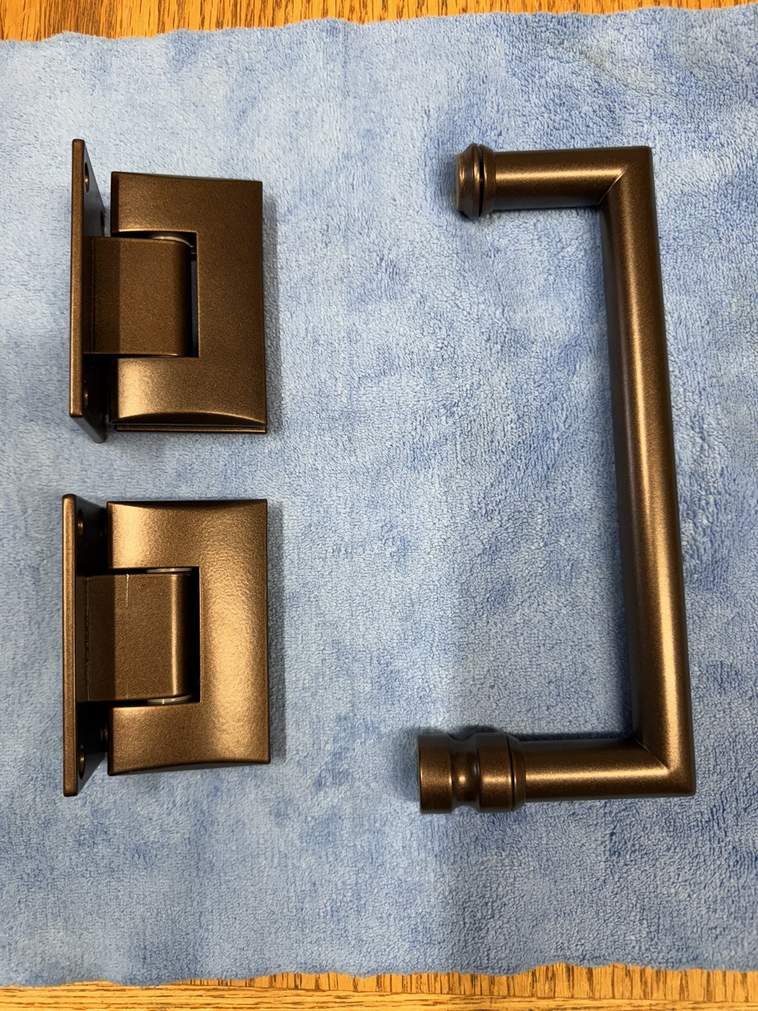 Hardware finished in Pmb-6353 | Prismatic Powders