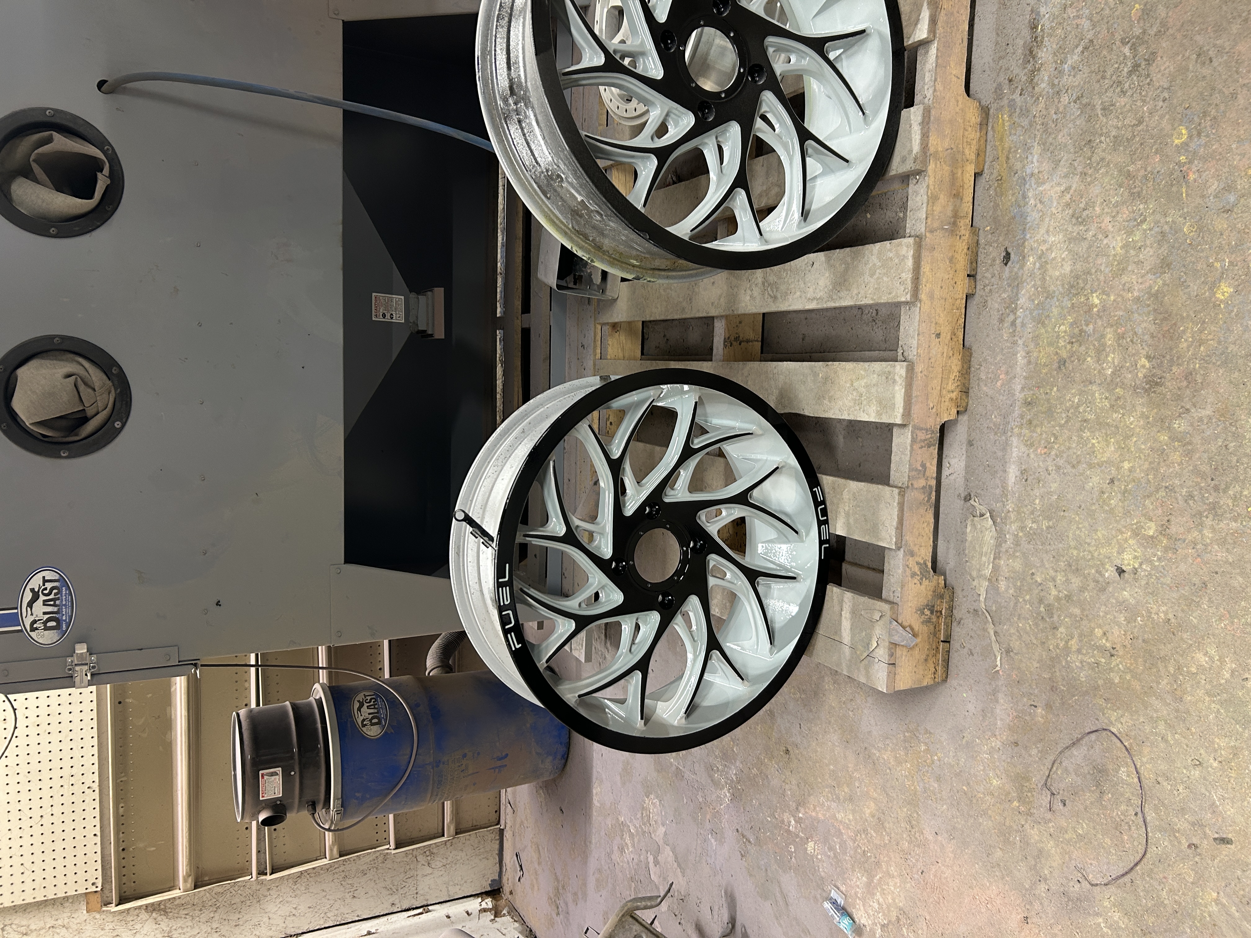 Powder Coat Custom Wheels | Prismatic Powders