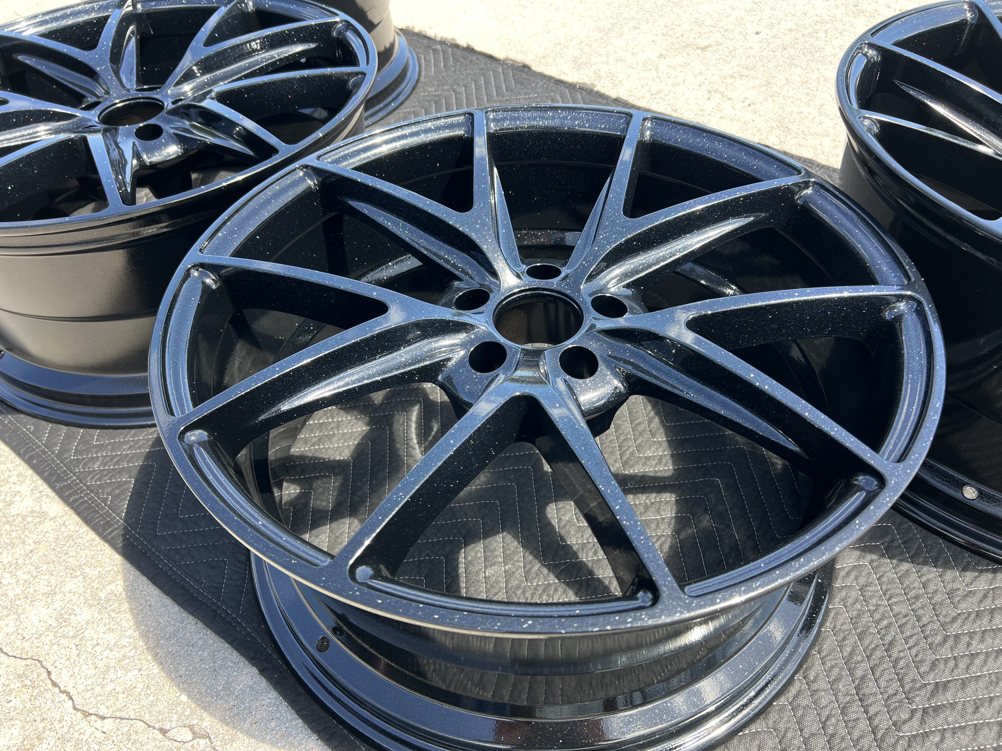 Wheels using Ppb-5918 and Pss-0106 | Prismatic Powders