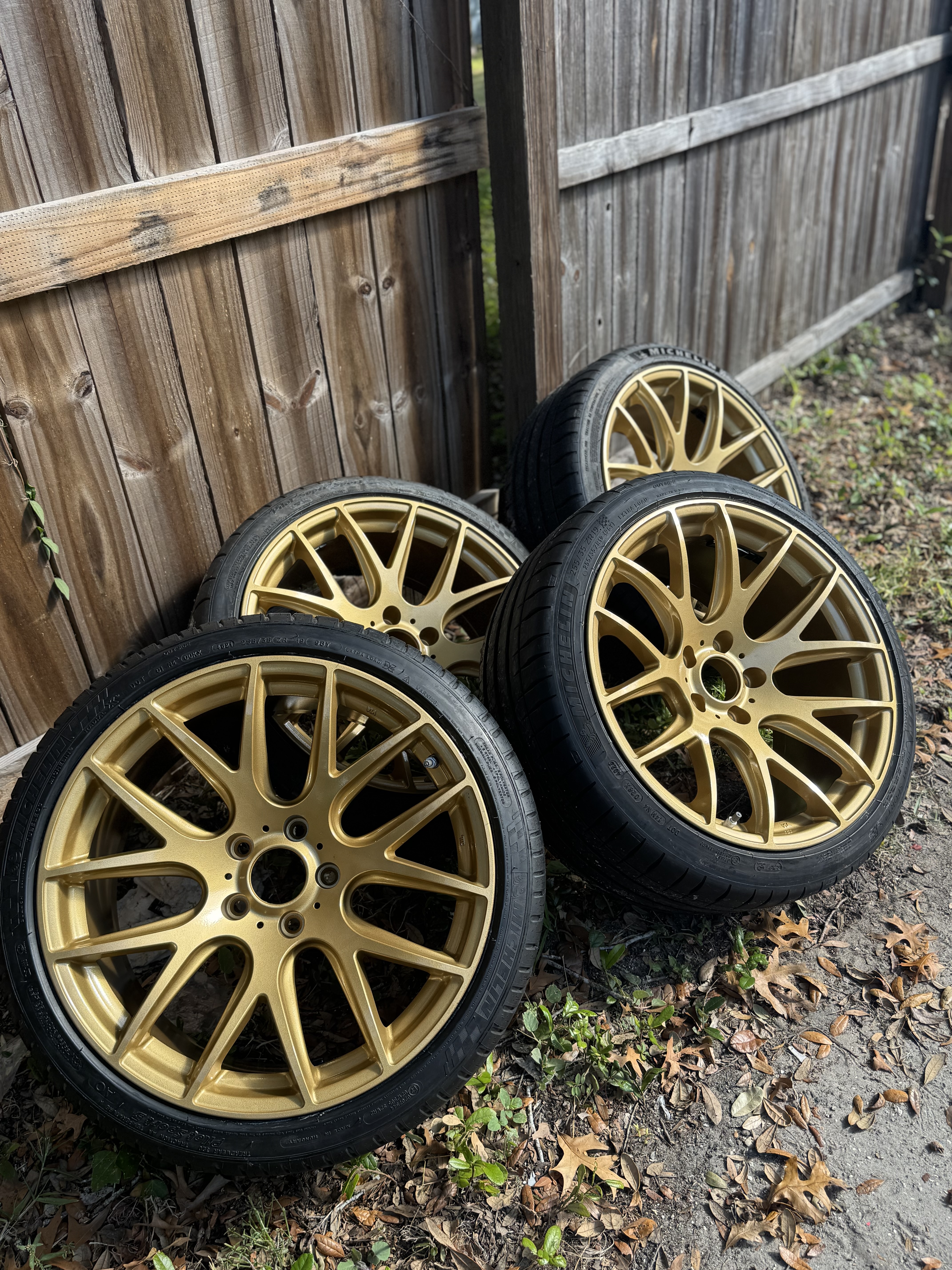 Wheels coated with Spanish Gold | Prismatic Powders