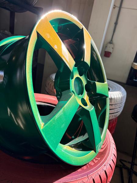 Wheels finished in Clear Vision and Lambo Green | Prismatic Powders