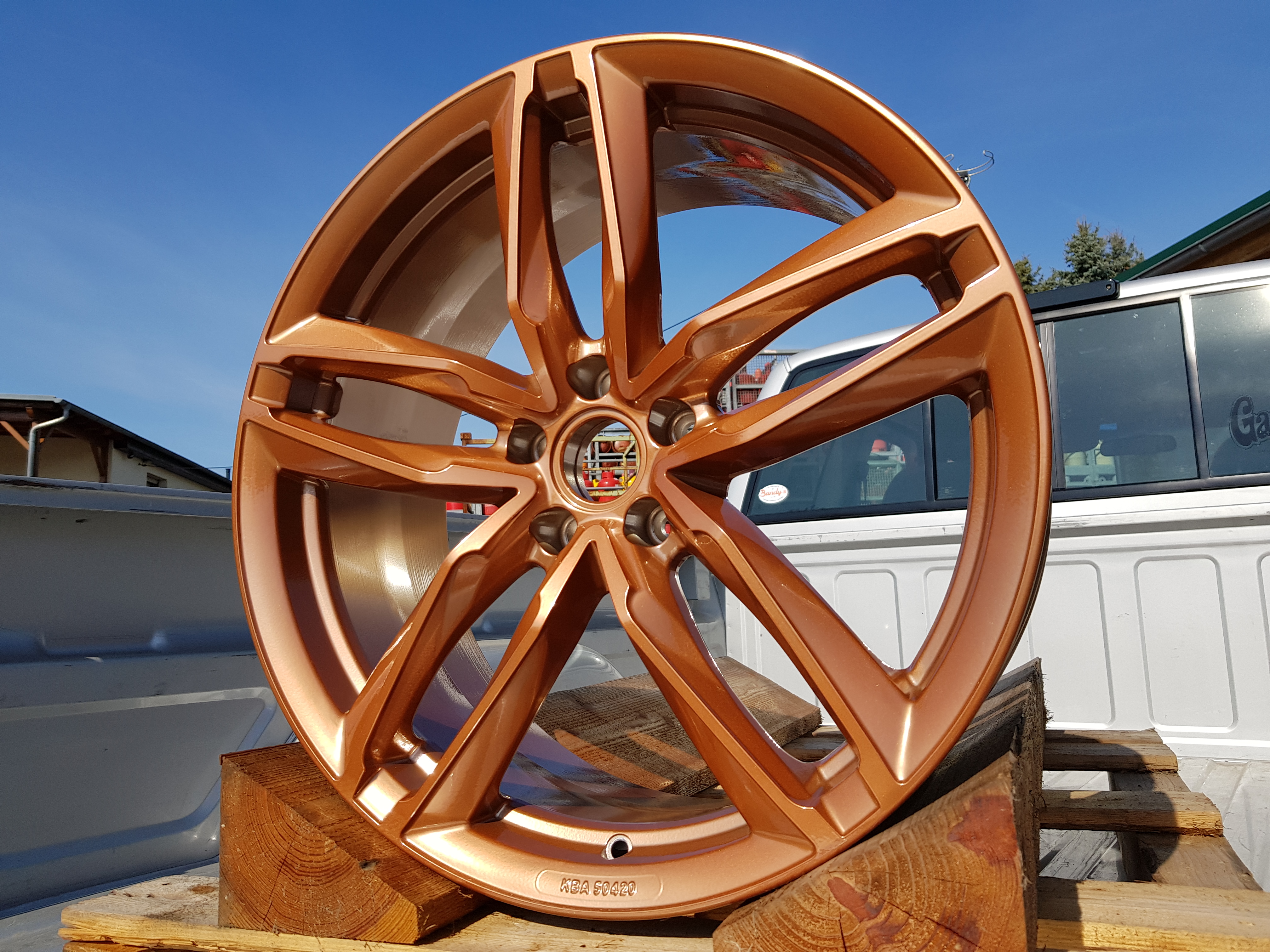 Custom 20