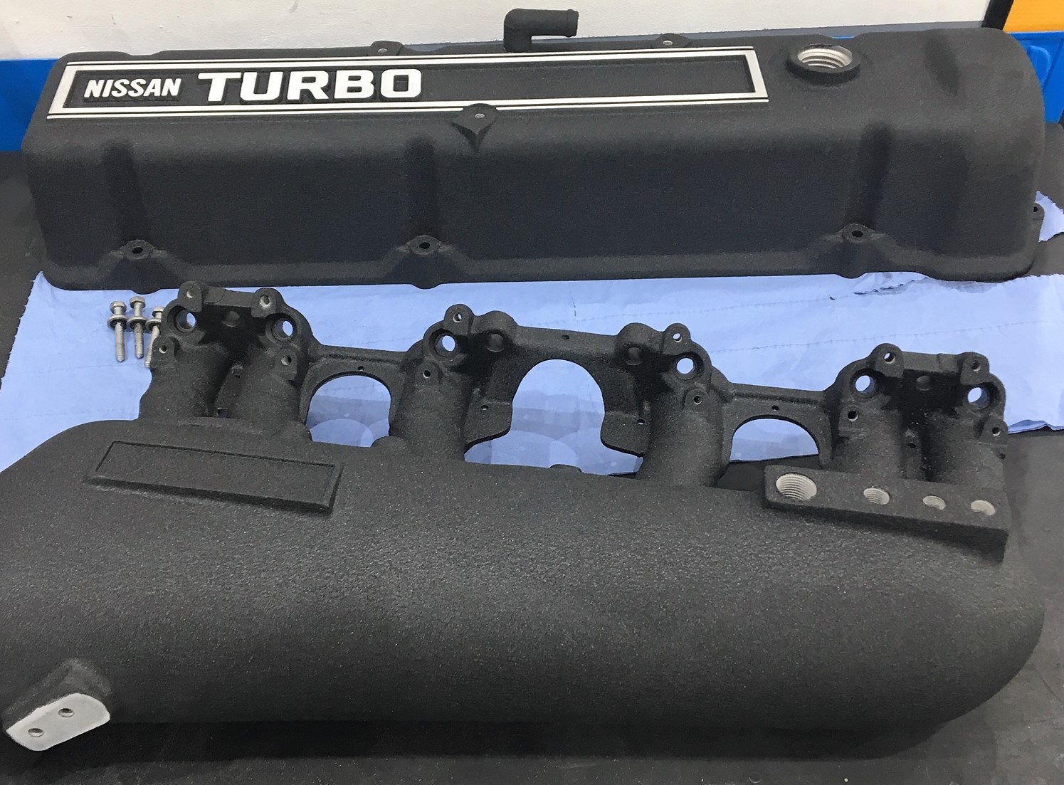 Powder Coating Car Rocker Cover Various Rocker Covers off the iconic Datsun 280 Z done in Splatter ...