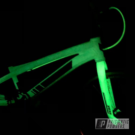 Powder Coating: Glowbee Clear PPB-4617,Gloss White PSS-5690,Race Bike,Type X,Glow in the Dark,YESS,Bicycles,Glow in the Dark Powder Coat,BMX,Glow in the dark BMX