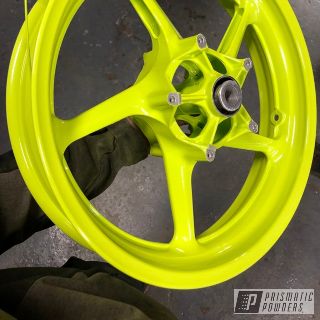 Custom Yamaha R1 Wheels Coated In Chartreuse Sherbert Prismatic Powders