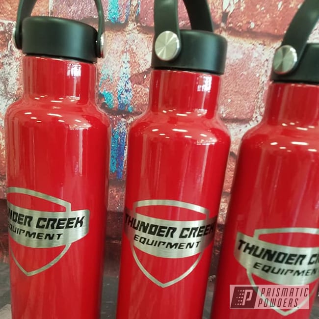 https://images.nicindustries.com/prismatic/projects/12404/powder-coated-custom-hydro-flask.jpg?1559942987&size=1024