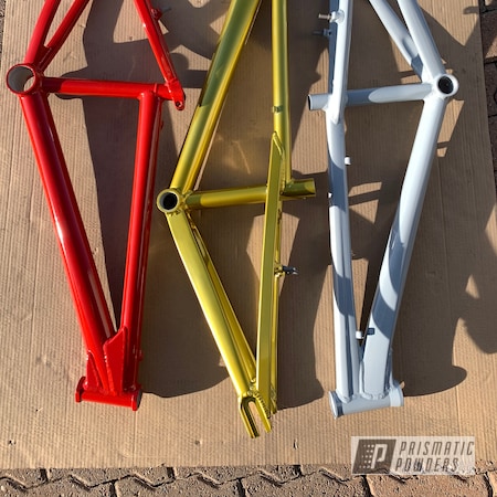 Powder Coating: Really Red PSS-4416,Epoxy Primer ESS-6518,Bicycles,Clear Vision PPS-2974,BMX Frames,Bicycle Frame,Illusion Rare Gold PMS-10145