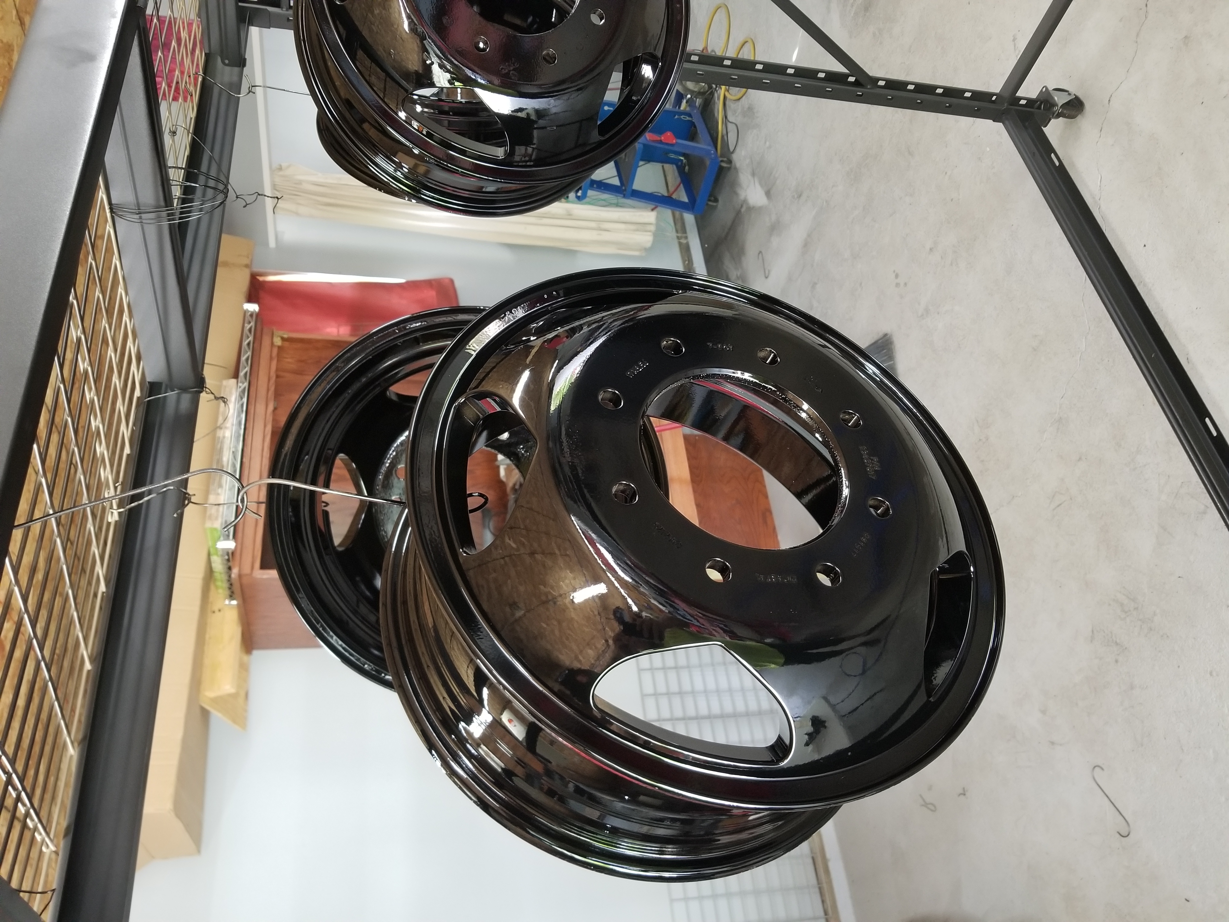 Base Color Black For Rims Custom Rims coated with Gloss Black | Prismatic Powders