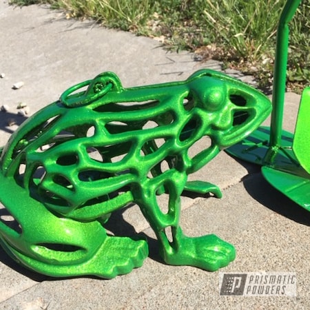 Powder Coating: Metal Art,Frog,Illusion Lime Time PMB-6918,Green,Custom Home Decor,Clear Vision PPS-2974,Lime,Metallic Powder Coating,Yard Art,Outdoor,Home Decor,Outdoors,Antique,Vintage