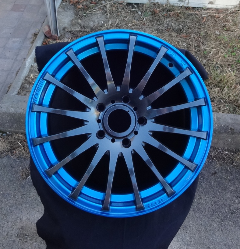 Two Toned Wheel Rim coated with Weston Grey, Performance Blue and Super ...