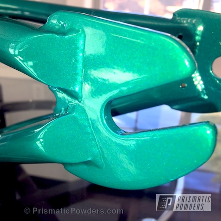 Powder Coating: Bicycles,Clear Vision PPS-2974,Illusion Tropical Fusion PMB-6919,Pit Bike,Custom Powder Coated Bike Frame