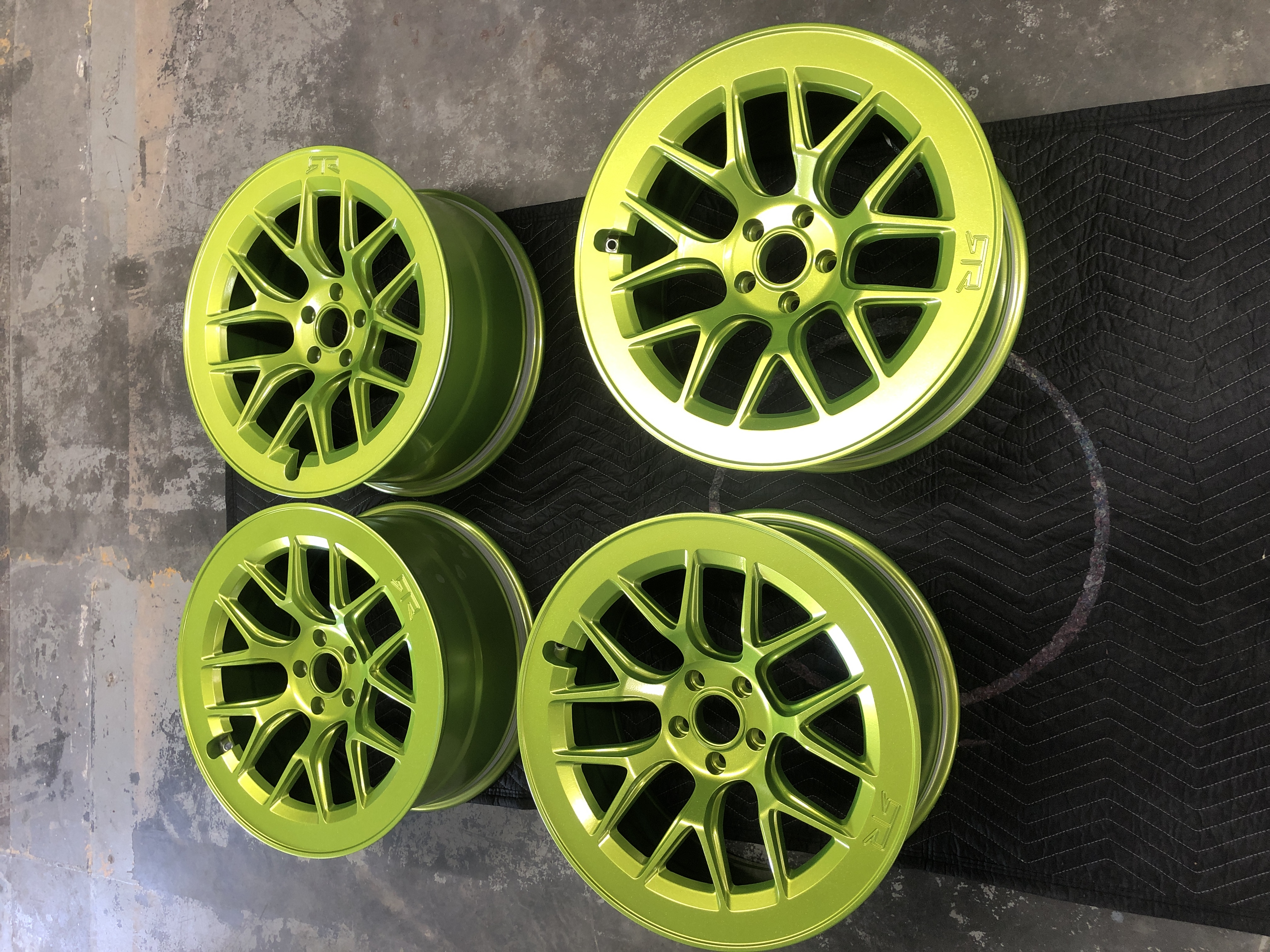 Yellow 22 Inch Rims Powder Coated 22