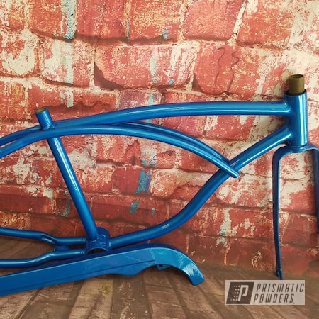 Powder Coating: Vintage Schwinn,Bicycles,Clear Vision PPS-2974,Illusion Lite Blue PMS-4621,Illusions,Bicycle Frame
