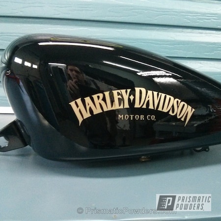 Powder Coating: Harley,Motorcycles,Gas Tank,Clear Vision PPS-2974,Harley Davidson,GLOSS BLACK USS-2603