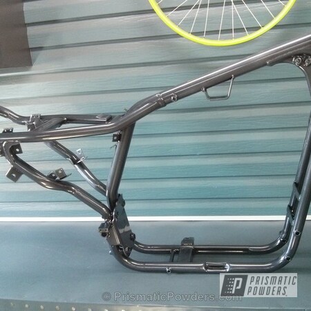 Powder Coating: Ink Black PSS-0106,Motorcycles,Powder Coated Motorcycle Frame,Diamond Pearl Clear PPB-6631