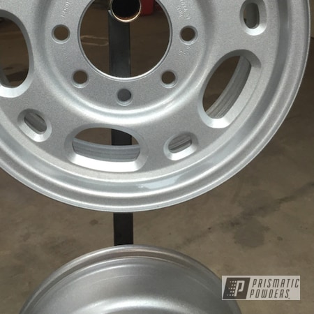 Powder Coating: Powder Coated Wheel,Heavy Silver PMS-0517,Wheels