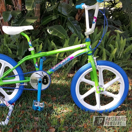Powder Coating: Kiwi Green PSS-5666,Powder Coated '87 GT Performer Bicycle,Bicycles