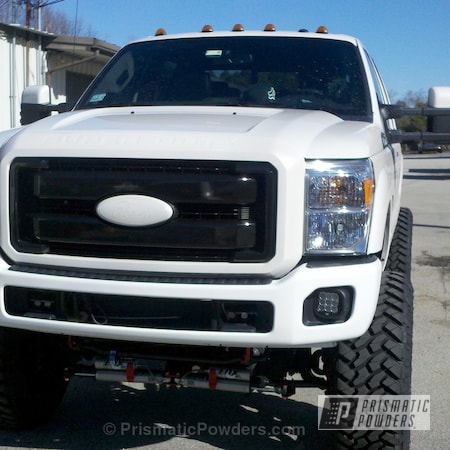 Powder Coating: WILDER RED UPB-4842,Powder Coated F350 Lift  and Bumpers,Heavy Silver PMS-0517,Polar White PSS-5053,Off-Road