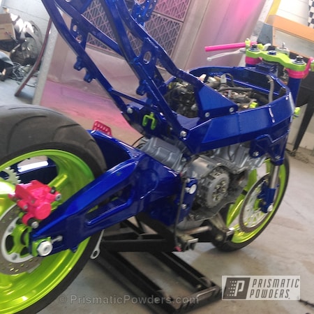 Powder Coating: Dazzling Pink PPB-5383,Motorcycles,Intense Blue PPB-4474,Powder Coated Honda 954rr Motorcycle,Shocker Yellow PPS-4765