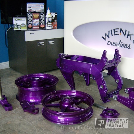 Powder Coating: Clear Vision PPS-2974,East Side Pearl Red PMB-5903,Powder Coated Motorcycle Wheels,Motorcycles,Illusion Violet PSS-4514