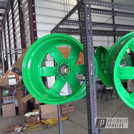 Powder Coating: Racer Green PSS-4531,Clear Vision PPS-2974,Wheels,Big Wheels