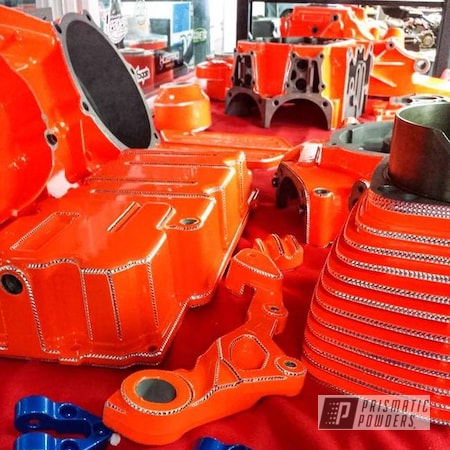 Powder Coating: Motorcycles,Glowbee Clear PPB-4617,powder coating,Custom Motorcycle,Striker Orange PPS-4750,Illusion Lite Blue PMS-4621,Prismatic Powders,powder coated,Road glide