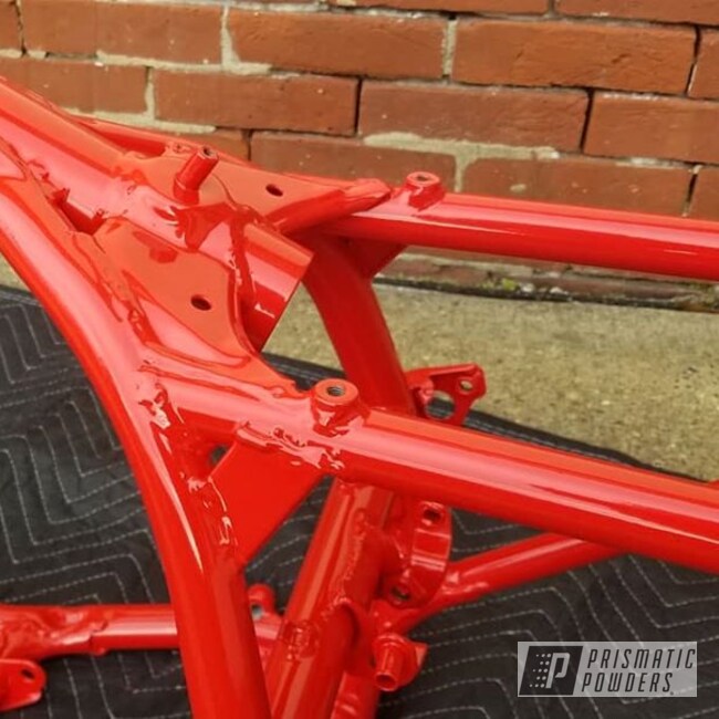 symmetri skræmt prins Honda Motorcycle Frame with RAL 3020 (Traffic Red) | Prismatic Powders