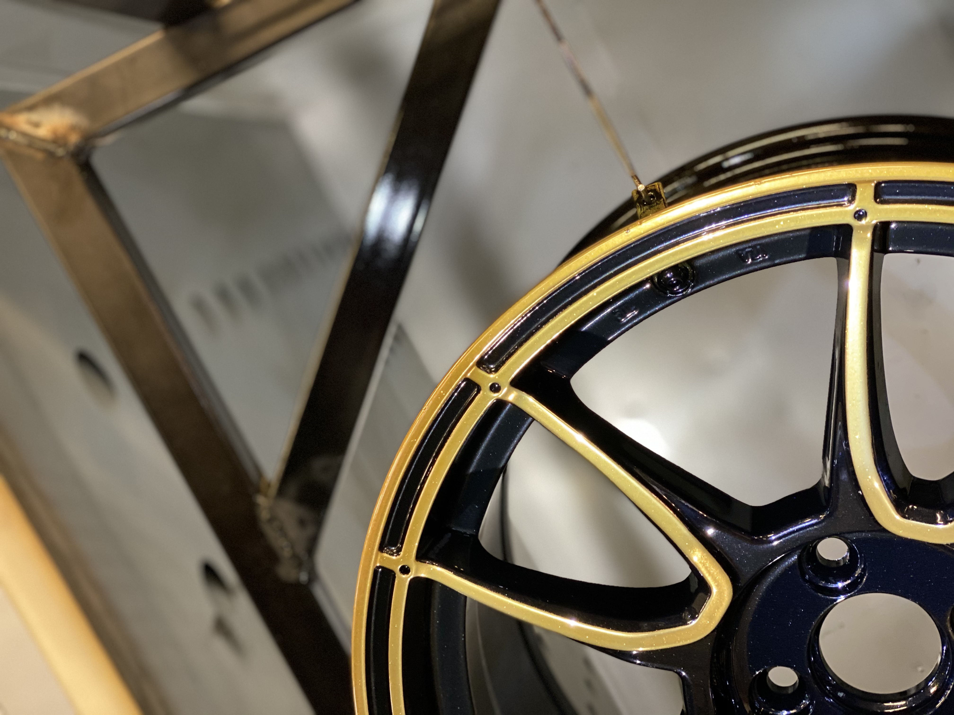 Powder Coated Two Toned Mini Cooper Rims | Prismatic Powders