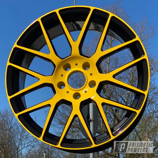 Powder Coated Yellow And Black Two Toned 19 Inch Wheels