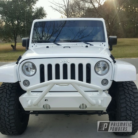 Powder Coating: Jeep Bumper,Clear Vision PPS-2974,Clean White PSS-4950