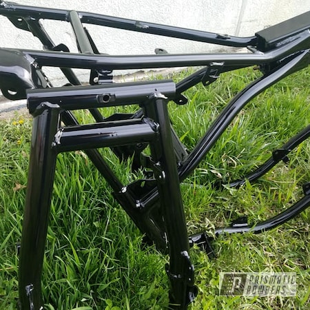 Powder Coating: Ink Black PSS-0106,Motorcycles,Triumph,Motorcycle Frame,Automotive