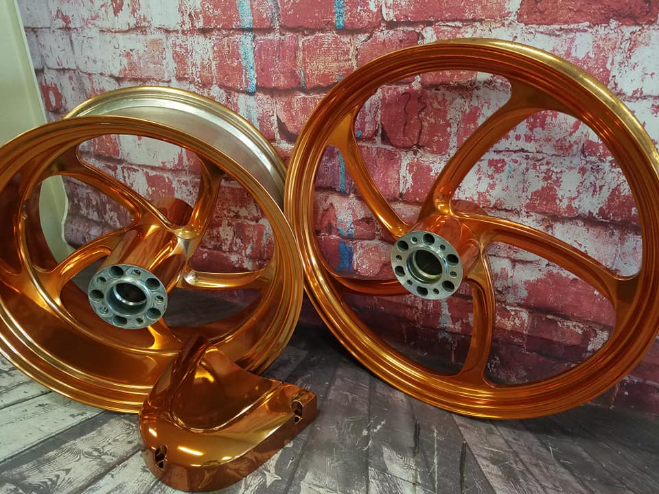 Harley Davidson Parts in Trans Copper II and Super Chrome | Prismatic ...