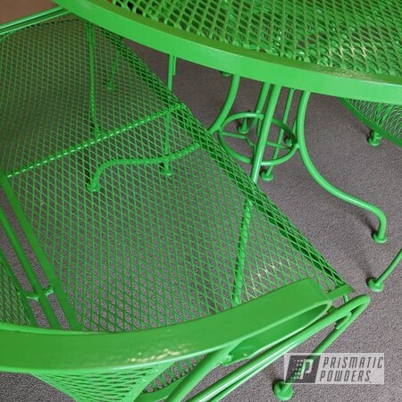 Powder Coating: Metal Chairs,Patio Chairs,Patio Furniture,RAL 6018 Yellow Green,Outdoor Furniture