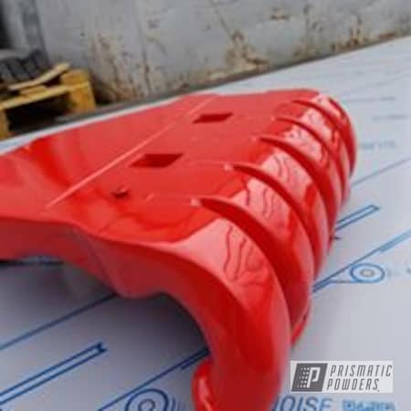 Powder Coating: Pro Red PMB-5201,Engine Cover,Automotive