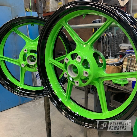 Powder Coating: Ink Black PSS-0106,Kiwi Green PSS-5666,Motorcycles,Clear Vision PPS-2974,ZX10R,Automotive,Motorcycle Parts,Motorcycle Wheels,Wheels