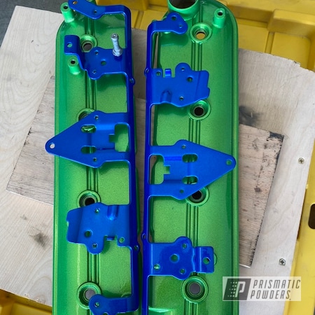 Powder Coating: Chevy,Valve Covers,Illusion Green Ice PMB-7025,Clear Vision PPS-2974,Car Parts,Automotive,Illusion Smurf PMB-6909