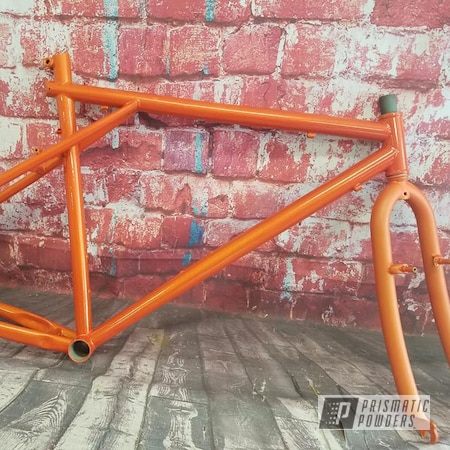 Powder Coating: Bicycles,Clear Vision PPS-2974,Bike Frame,Clear Vision,Matte Finish,Casper Clear PPS-4005,Illusions,Bicycle Frame,Illusion Orange PMS-4620