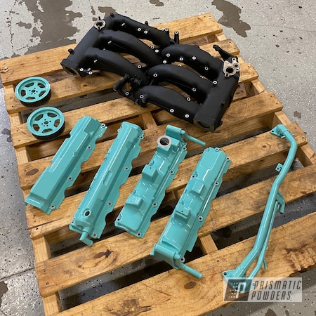 Powder Coating: Nissan,Valve Cover,Automotive Parts,Clear Vision PPS-2974,RAL 6027 Light Green,Automotive